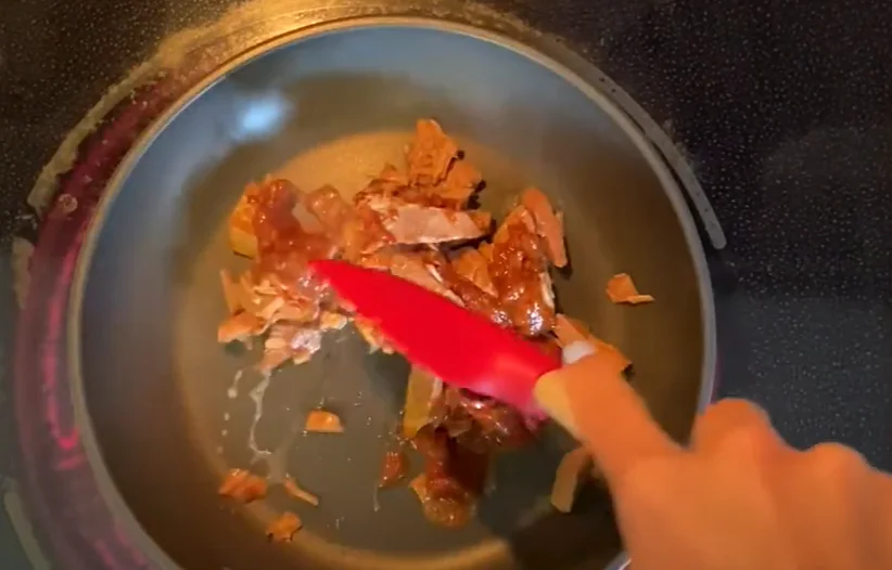 Cooking Jackfruit in Tomato Sauce