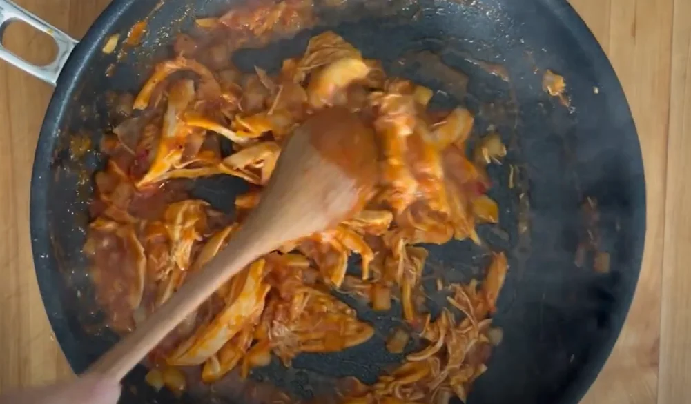 Making of chicken tinga